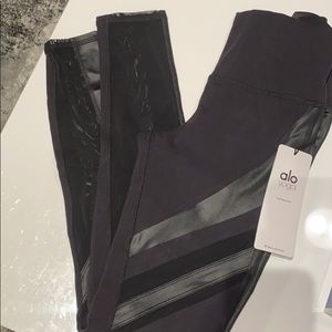 ALO Yoga High-Waist Epic Leggings
